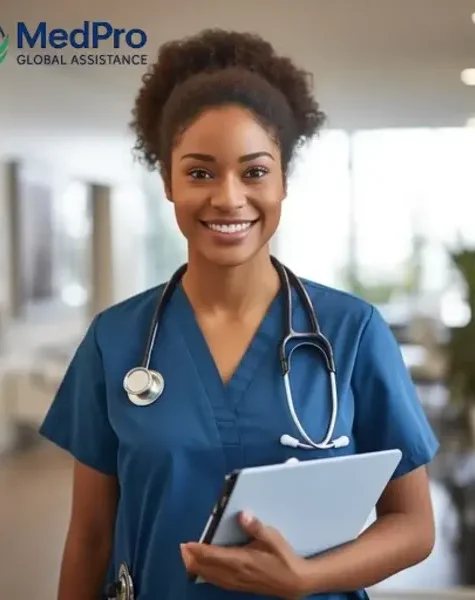 confident-medical-professional-600